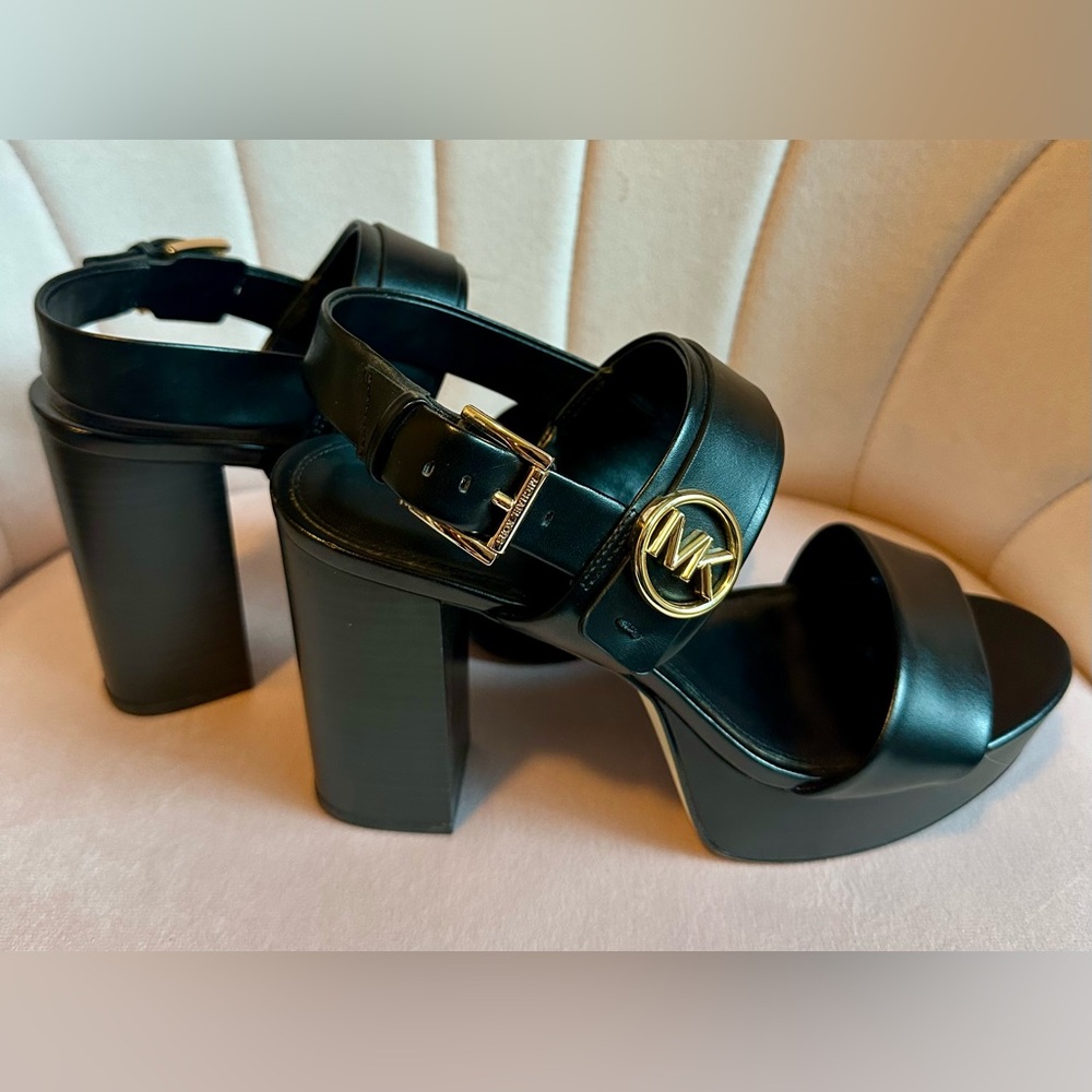MICHAEL Michael Kors Black Leather Platform Sandals with Gold MK Accent